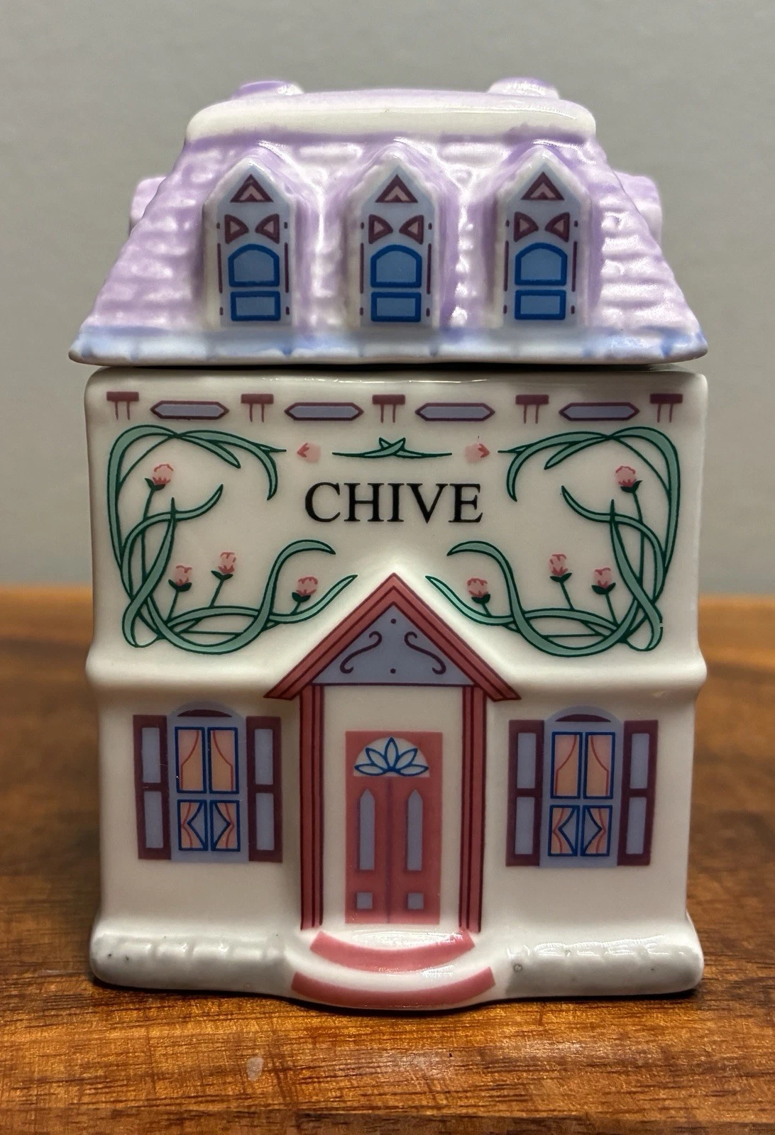 New LENOX VILLAGE SPICE JARS Chives House - Single Replacements - 2024 2nd Ed
Opens in a new window
