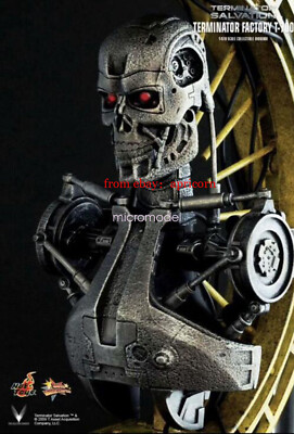 HOTTOYS Terminator T700 Factory Scene 1/6 Collectible Action