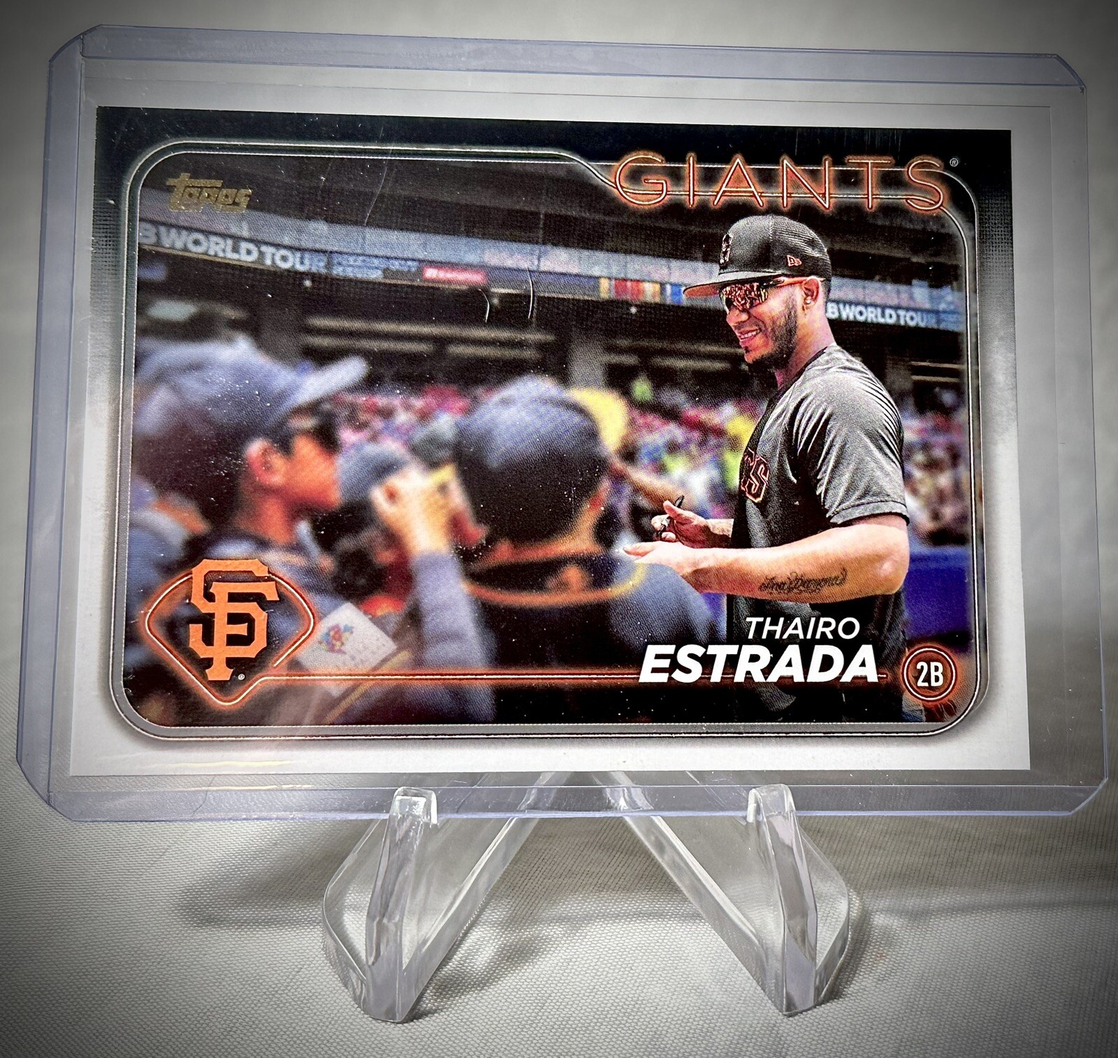 2024 Topps Series 1 - Thairo Estrada - Golden Mirror Variation SSP #290