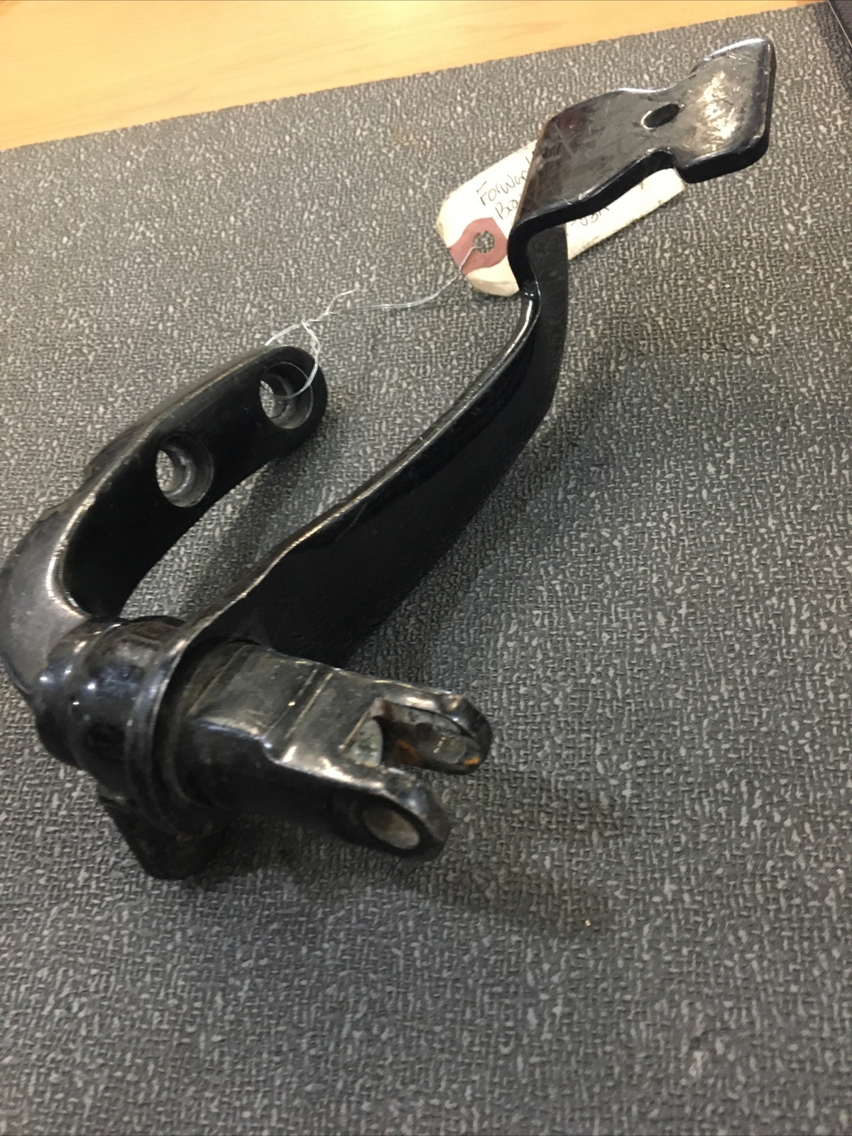 Harley Davidson OEM rear brake pedal and support 4254206/4248103A eBay