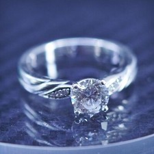 Size 7, vintage sterling silver 925 stackable band ring with cz