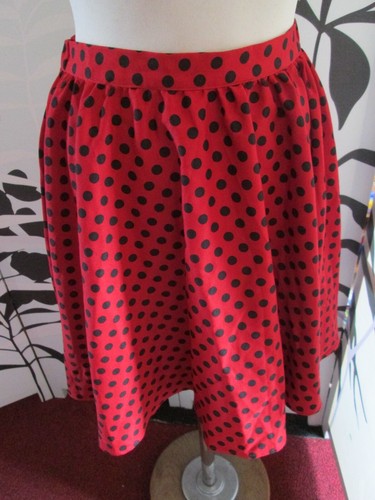 Rockabilly red and black spot skirt swing polkadot skirt XL Waist 32" Length 20"