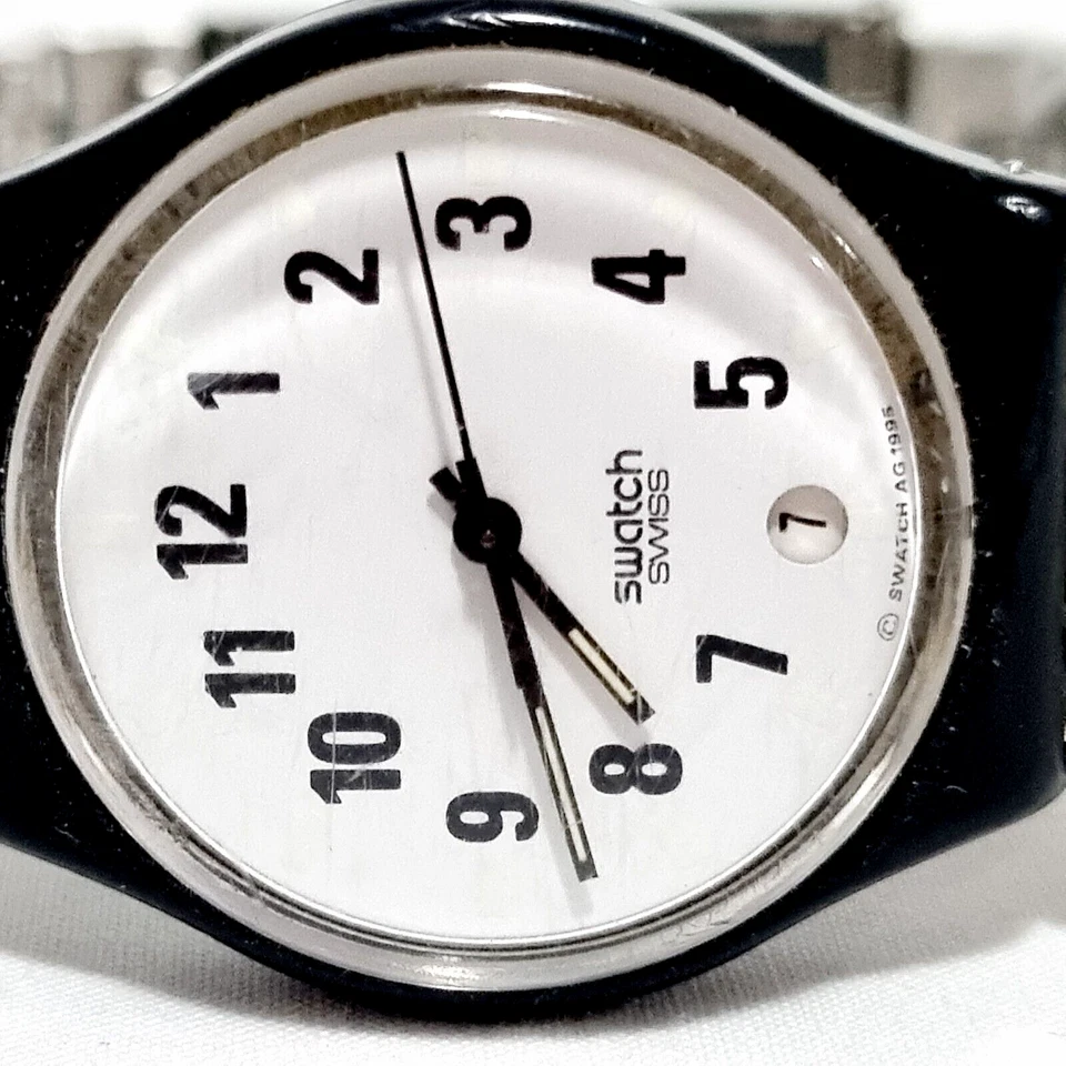 Swatch Watch Women Wristwatch 1995 Vintage Silver Analogue New Band Needs Batery - Image 3 of 4