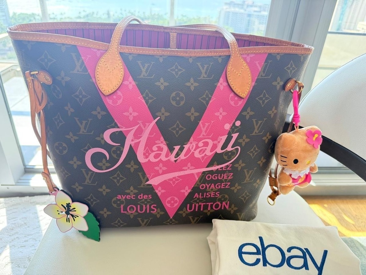 Louis Vuitton Waikiki Neverfull MM Bag MM Pondichery Hot Pink