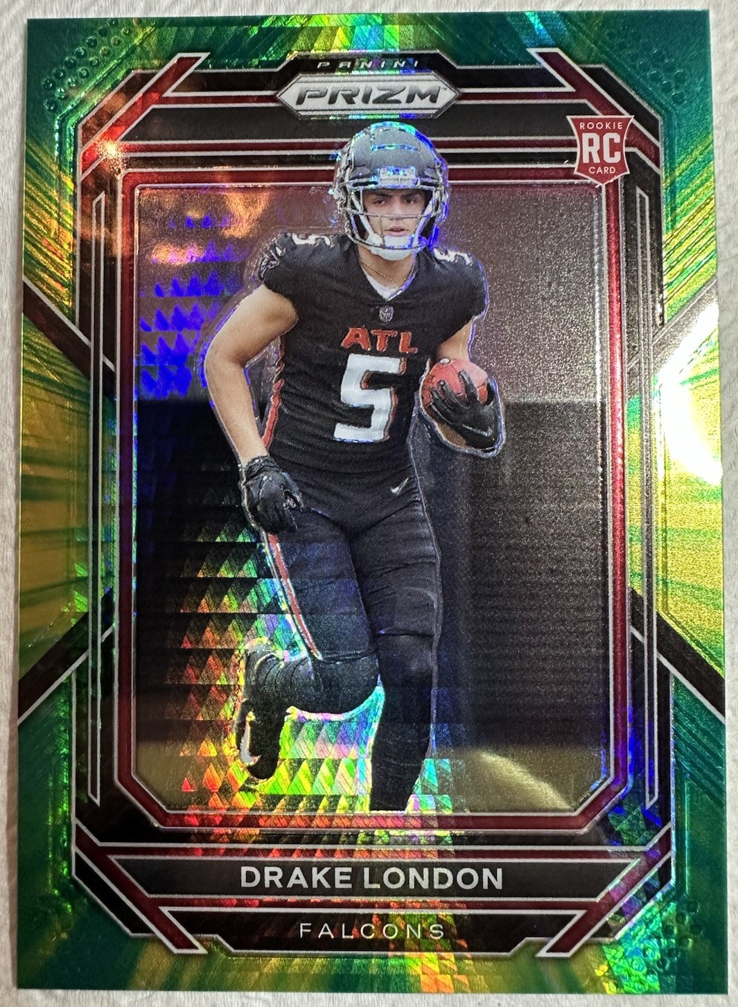 2022 Panini Prizm - Rookies Drake London #308 Hyper Prizm /175 (RC)