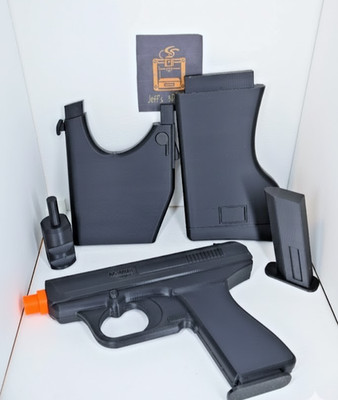 Resident Evil 2: VP70 Matilda Hand Gun 1:1 Prop Cosplay Costume