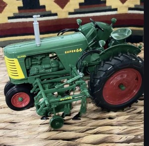 Oliver Super 66 Tractor Narrow front tires.  Die-cast. No Box 1/16 Scale