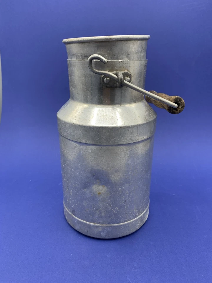 Pot à lait ancien en aluminium, anse bois, vintage ferme, déco campagne, vintage - Photo 4/4