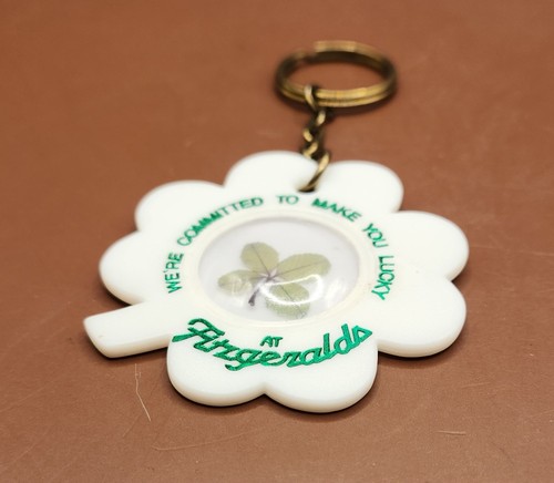 Vintage Fitzgeralds Casino Hotel Reno 4 Leaf Clover Lucky Keychain UNUSED Mint