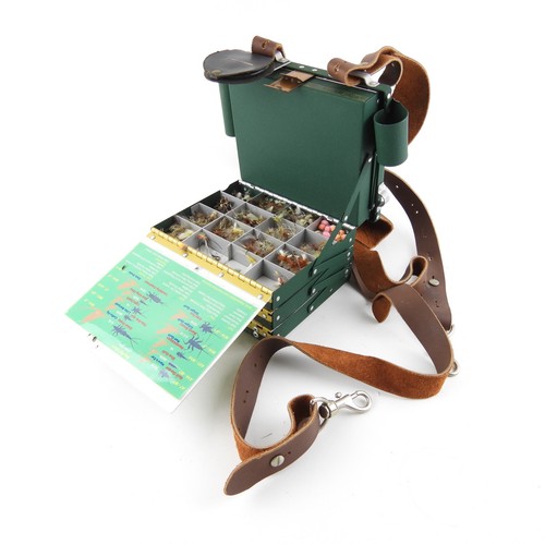 Richardson Chest Fly Box. 4-Tier. Green. W/ Flies.