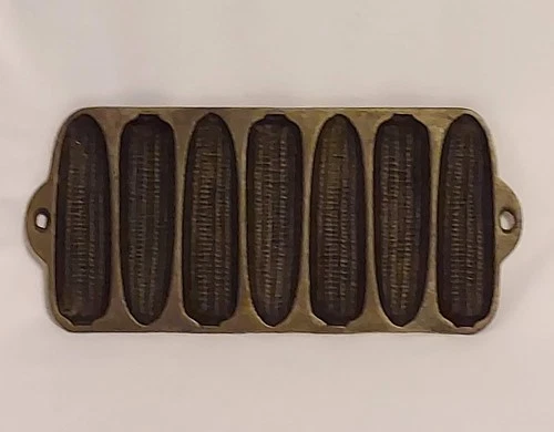 Wagner Ware Cast Iron Cornbread Corn Stick Muffin Pan 7 Made In USA