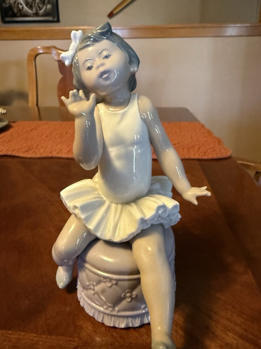 Lladro Little Ballet Girl #5106 | eBay