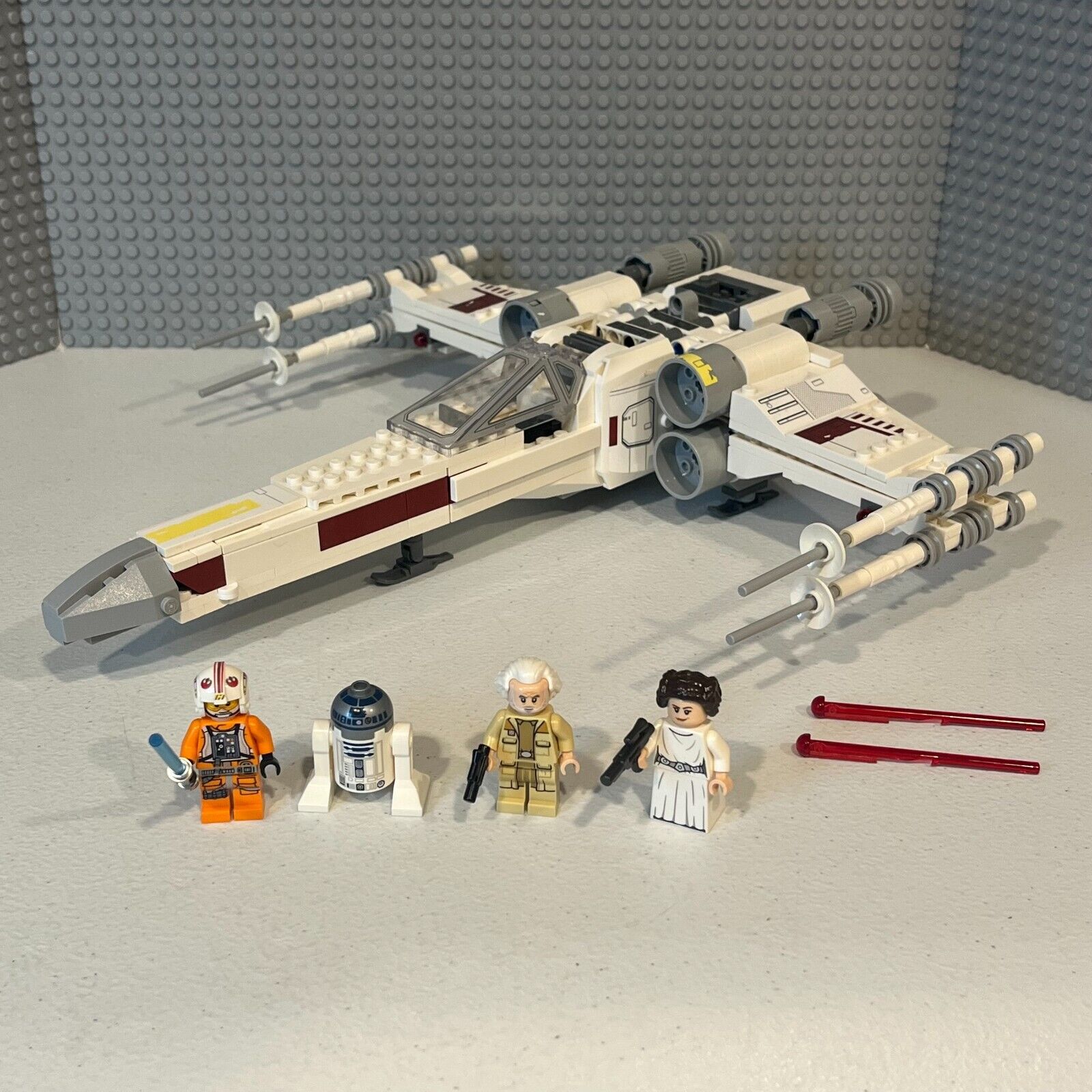 Lego Star Wars Luke Skywalker’s X-Wing Starfighter (75301) : 100% Complete