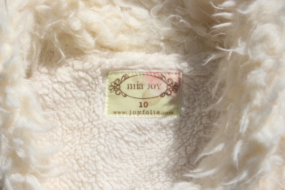 NWOT~ JOYFOLIE  Mia Joy ~ girl's size 10~  ivory cream thick  faux fur vest HTF! - Image 4 of 4