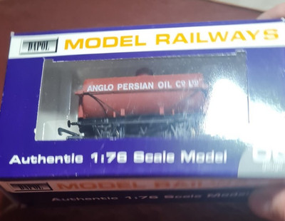 Dapol B583 Anglo Persian Oil Tanker Wagon