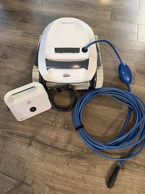 Dolphin E10 Robotic Pool Cleaner - Dolphin E10 - High performance for your pool