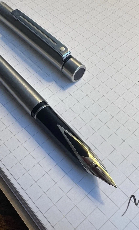 Slime Sheaffer Targa SteelFine plumín vintage EE. UU. Pluma Estilográfica. Foto 2 de 4