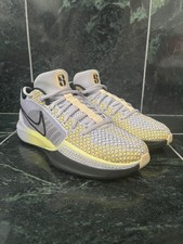 Nike Sabrina 1 Spark Women s Size 7 Used In Great Condition