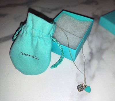 Return To Tiffany Mini Doppel Herz Anhänger in blau, Sterlingsilber mit Box