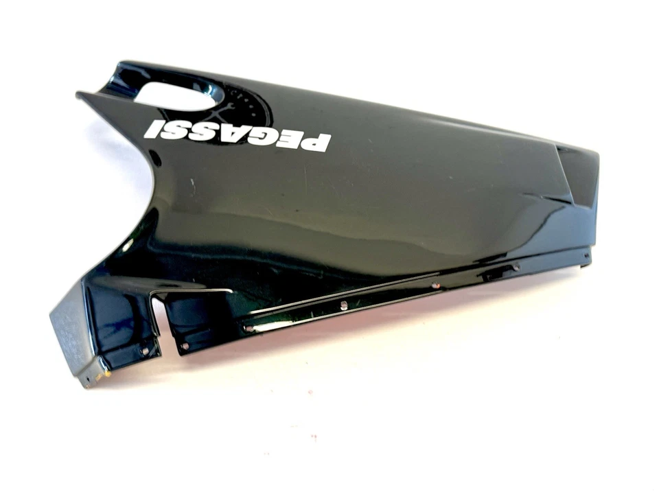 Genuine Ducati Lower Left Fairing Dark Green 748 916 996 Scratches 48010421A - Image 4 of 4