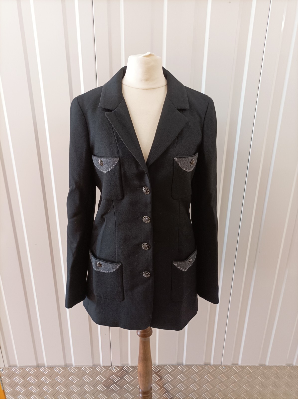 Chanel Wool Single Breasted Jacket - image 1