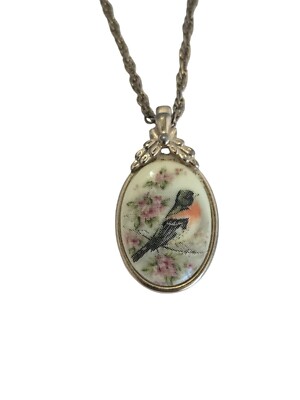 Whiting and Davis Vintage Gold Tone Pendant Necklace w/ Bird Scene