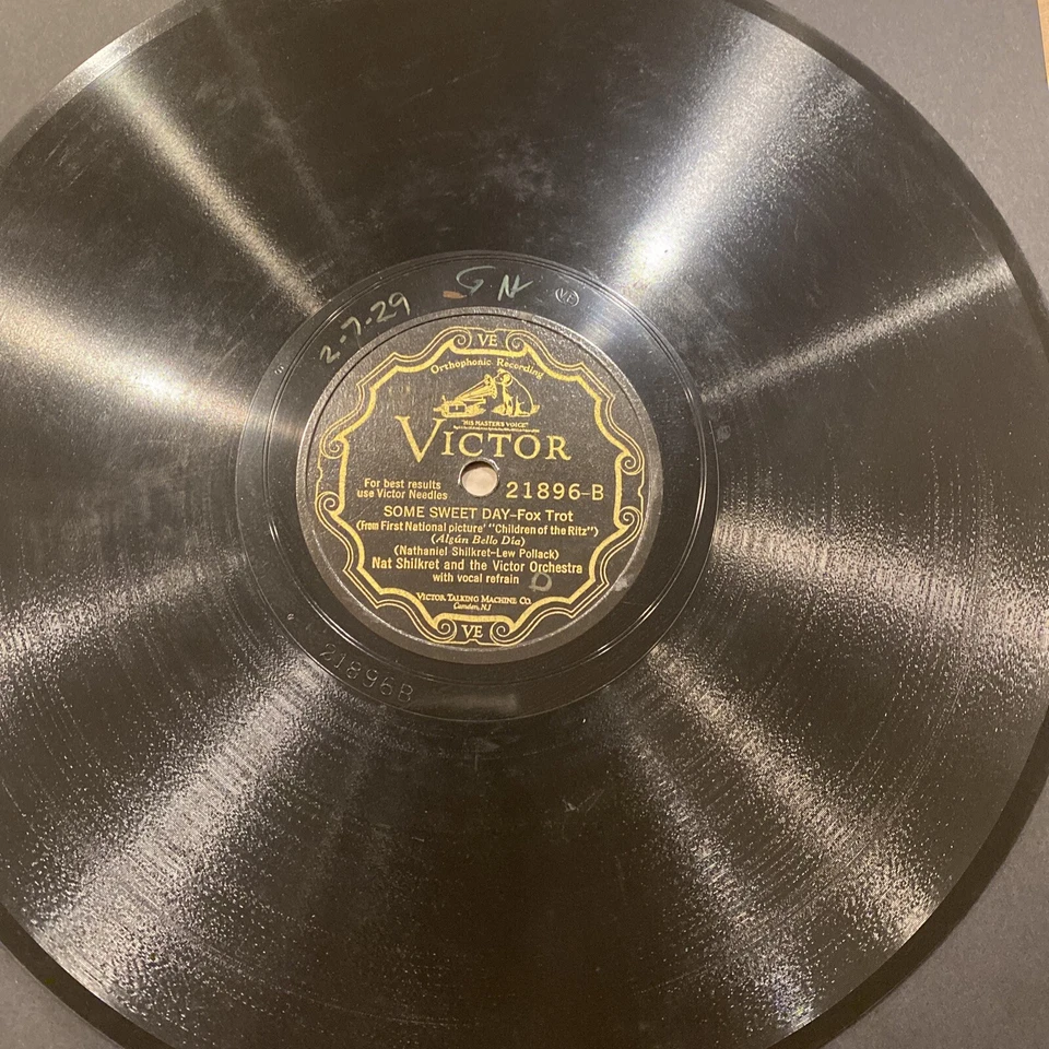 1929 JAZZ Nat Shilkret - Frank Baur VICTOR 21896 SOME SWEET DAY E+ - Image 2 of 4