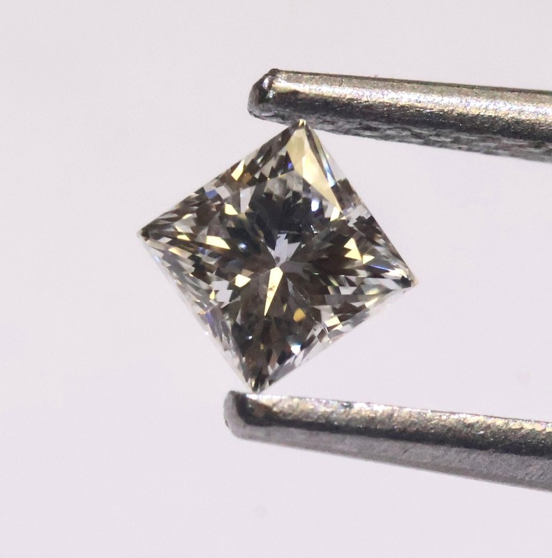 GIA loose certified .30ct G SI2 loose princess cut Natural diamond estate
