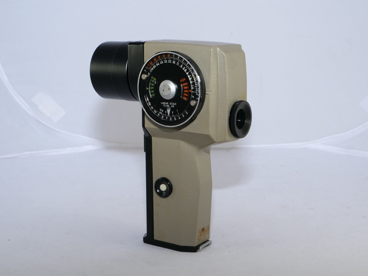 Asahi Pentax Spotmeter V with Original Lens Cap. Classic 1