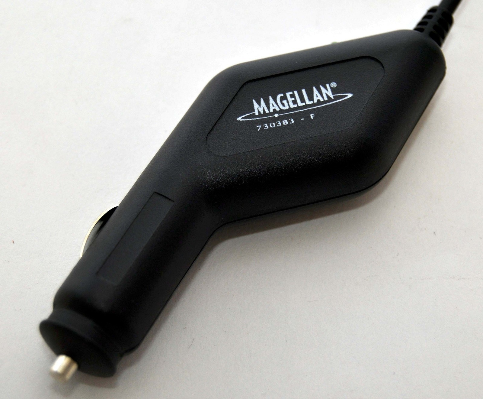 NEW OFFICIAL Magellan Roadmate 300 360 Car Charger GPS Power Adapter