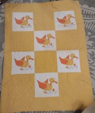 Vintage Baby Ducks Splashing Crib Hanade Quilt