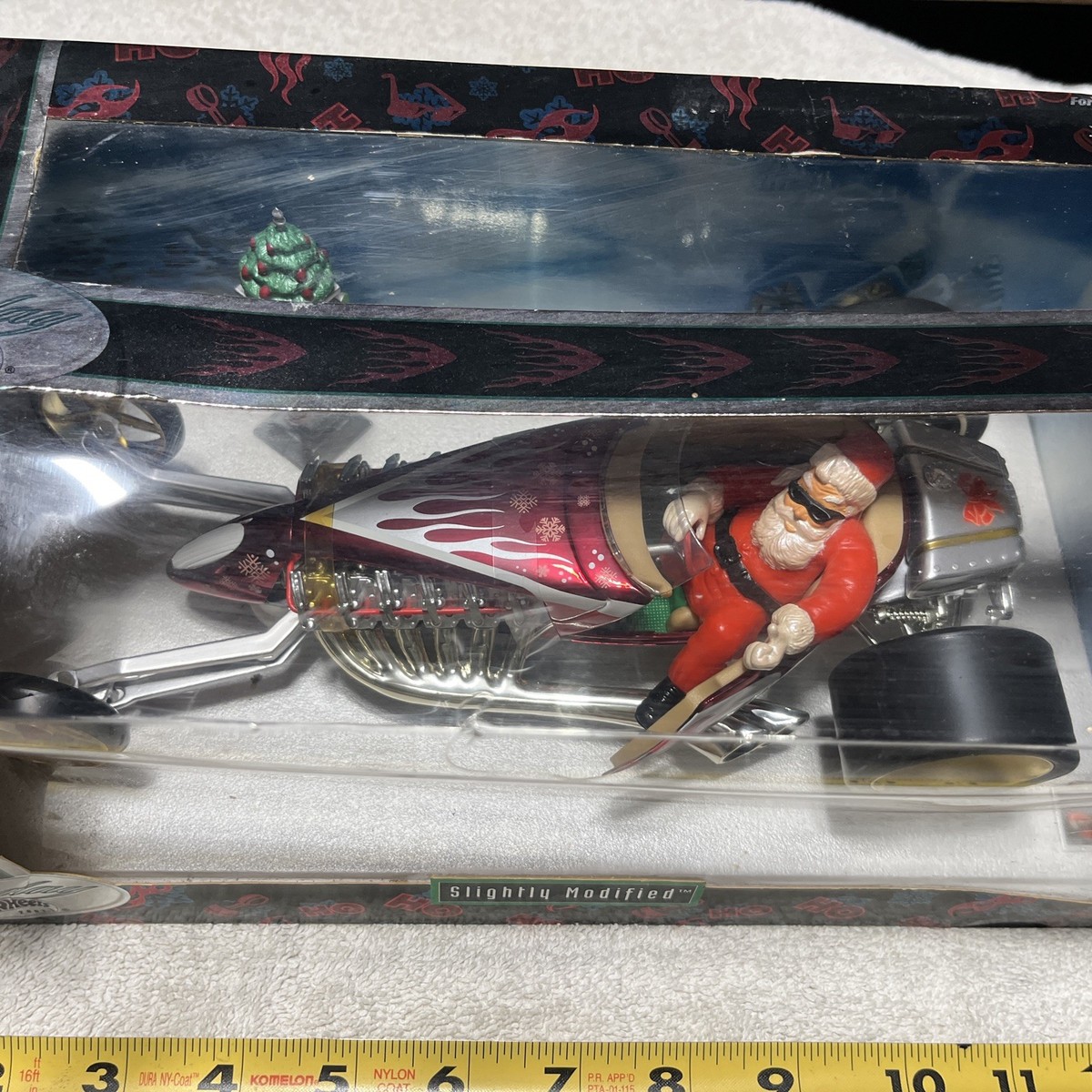 Holiday Hot Wheels 2001 Slightly Modified Santa Claus Car 1
