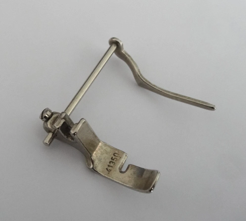 Pied De Biche Boutonnière 4 étapes Pour Machine à Coudre Pfaff - Pièce Neuve Compatible