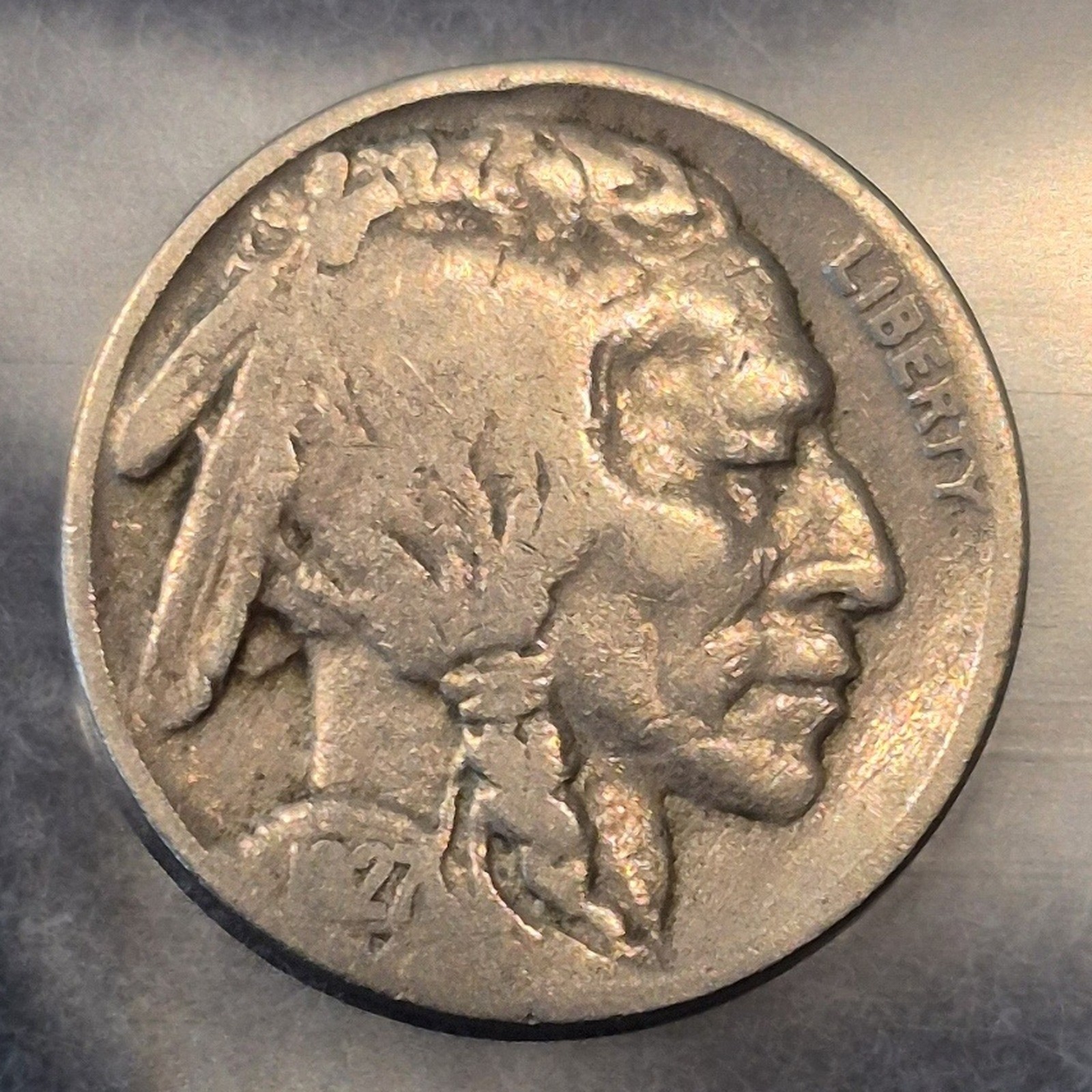 1927 Buffalo nickel obverse, Indian head with LIBERTY