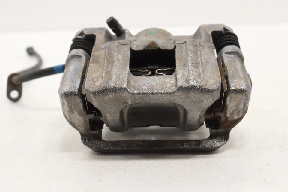 2019 - 2025 HONDA PASSPORT REAR LEFT DRIVER SIDE DISC BRAKE CALIPER OEM - Image 2 of 4