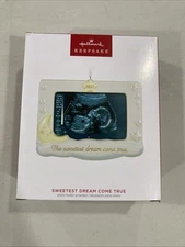 2023 Hallmark Sweetest Dream Come True Keepsake Photo Holder Ornament NEW