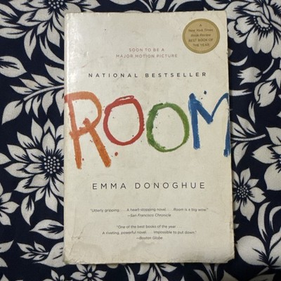 Room : A Novel by Emma Donoghue (2011, Trade Paperback)