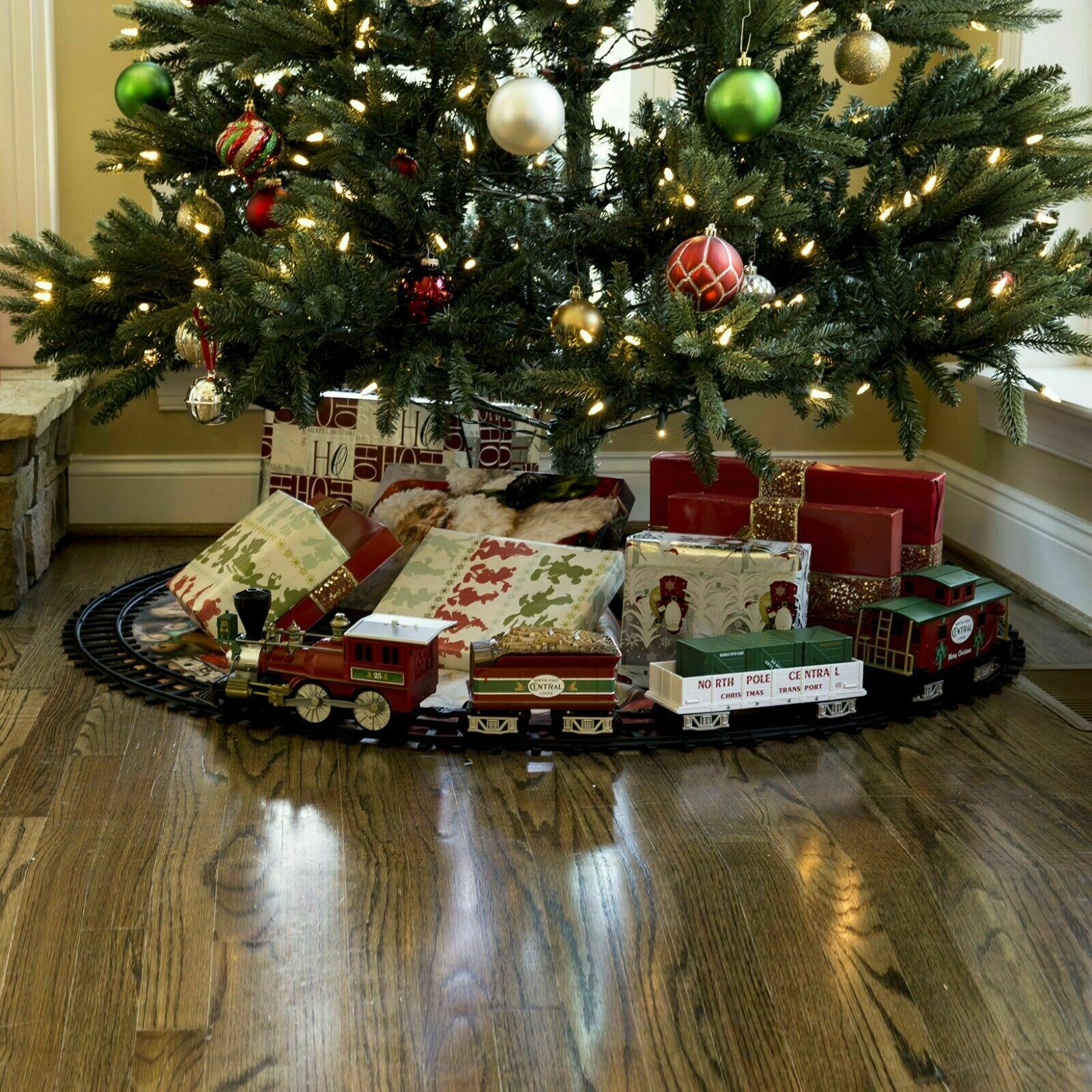 xmas tree train set