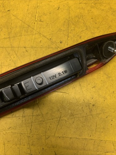 2010-2014 Subaru Outback Rear Center Brake Light Third Lamp Center OEM VC002-116 - Picture 7 of 8