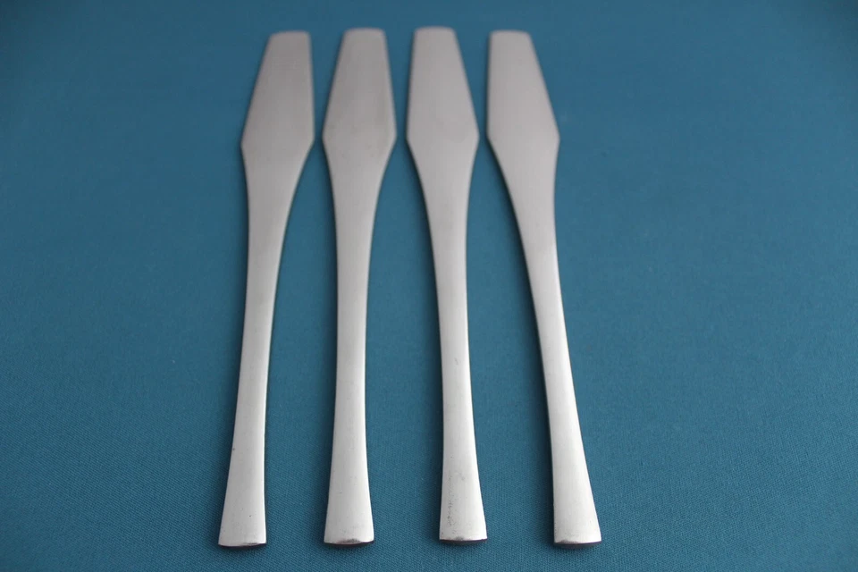 4 Dinner Knives Solid Dansk ODIN Satin Stainless Germany 8 1/2" - Image 4 of 4