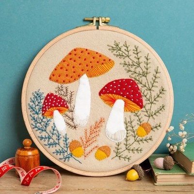 Corinne Lapierre Fliegenpilz Applikation Hoop Kit Unikat Handwerker Geschenkidee