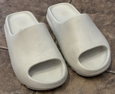 Adidas Yeezy Slides Bone Men s Size 7