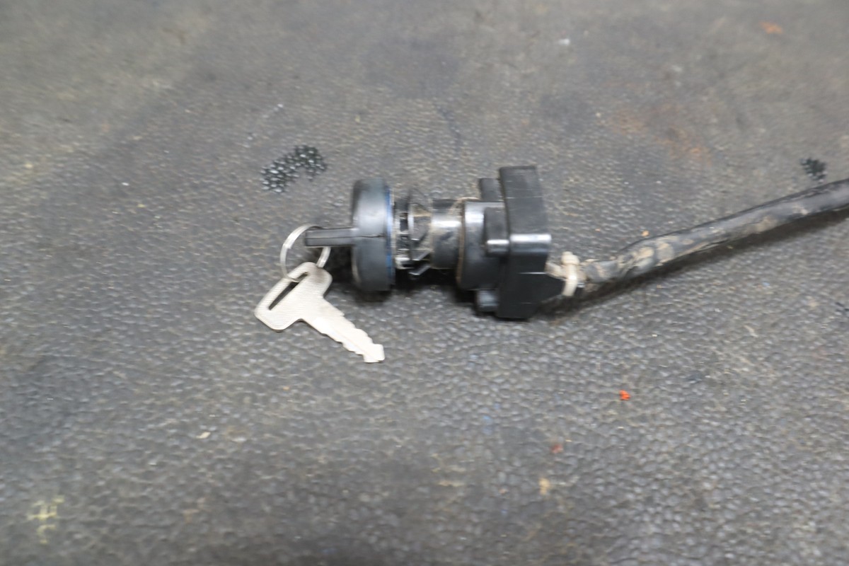 2000 KAWASAKI LAKOTA 300 KEF300A IGNITION MAIN SWITCH 27005