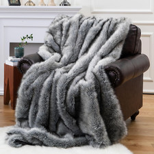 Wolf Faux Fur Blanket, Extra Large Fox Fur Throw Blankets for Couch, Bed, Super