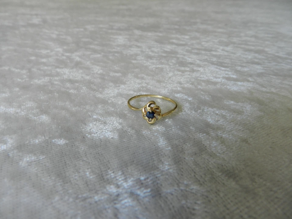 Jolie bague alliance en or massif 18 carats et Saphir taille : 54 - Photo 1/4