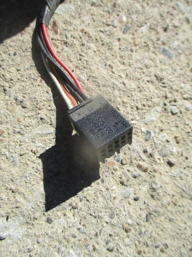 08-10 Caravan RH Black Power Mirror w/Black Wiring Connector - Picture 3 of 4