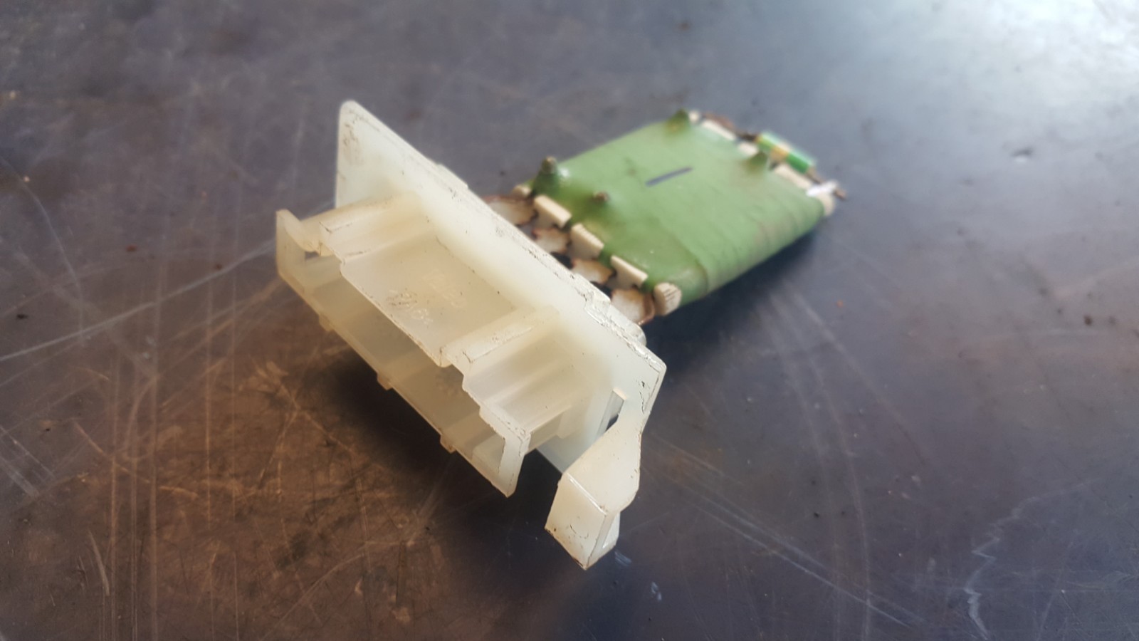 Compact Car Cabin Electric Fan Blower Heater Resistor Relay Replacement-image