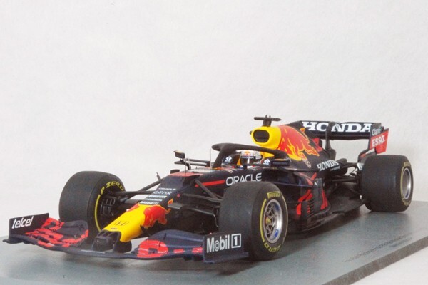 2021 F1 Max Verstappen Red Bull RB16B 1:18 Figure Winner Emilia