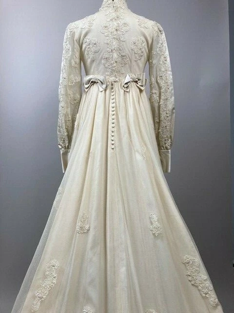 VINTAGE 1960s Lace Juliet Wedding Dress Empire Waist long sleeves train 60s