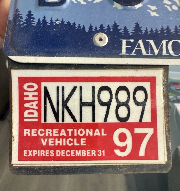 Vintage IDAHO RECREATIONAL VEHICLE LICENSE PLATE TOPPER & PLATE ~ 1997
